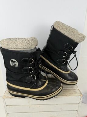 Sorel Yoot Pac Nylon waterproof snow boots removable plush lining size 4